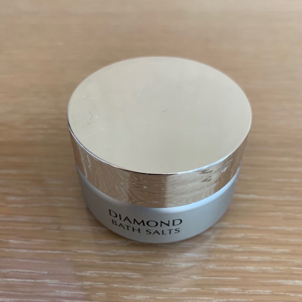 New Natura Bisse Diamond Collection Bath Salt